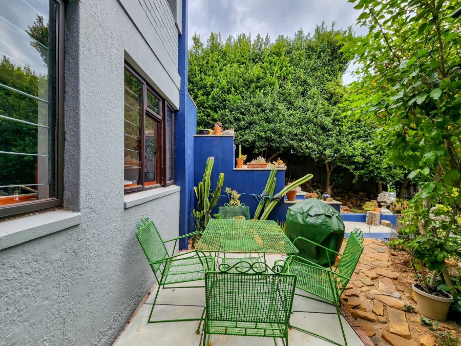 To Let 1 Bedroom Property for Rent in Vredehoek Western Cape